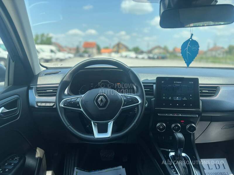 Renault Arkana 1.6 Etech Business