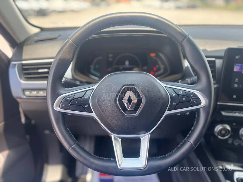 Renault Arkana 1.6 Etech Business