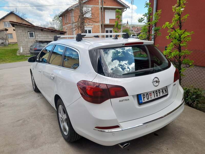 Opel Astra J 2.0 CDTI