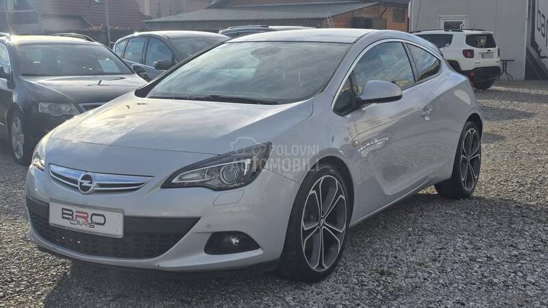 Opel Astra J 1.6 GTC