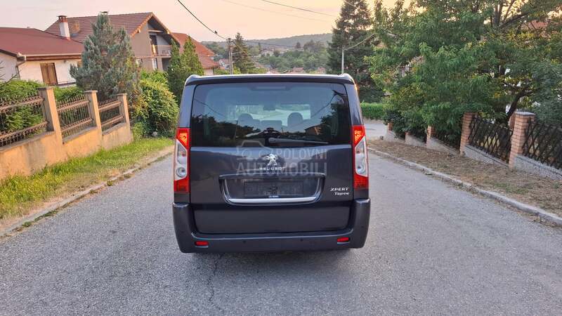 Peugeot Expert 2.0 HDI 8 sedista