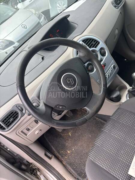 Renault Modus B E n z i n