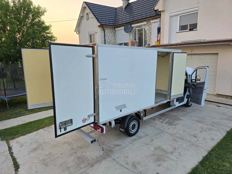 Mercedes Benz Sprinter HLADNJACA 4.20CM MINUSNA