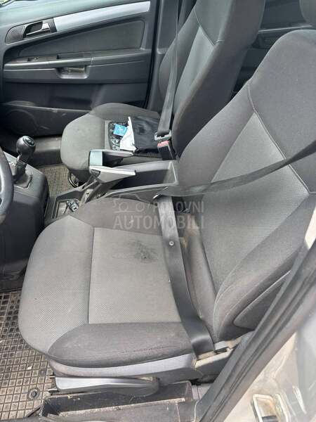 Opel Zafira 1.9 d
