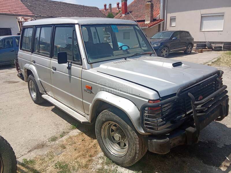 Mitsubishi Pajero 2.5 td