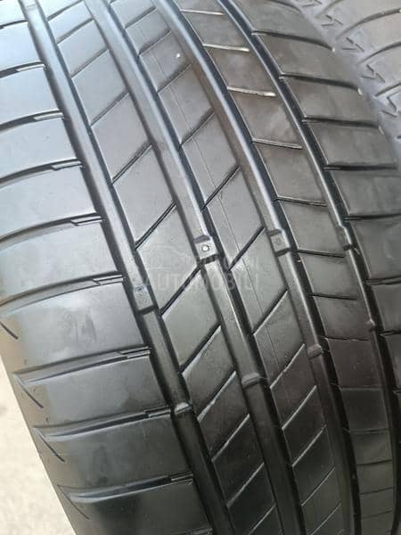 Bridgestone 235/45 R18 Letnja