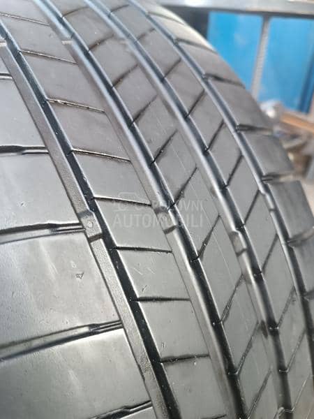 Bridgestone 235/45 R18 Letnja
