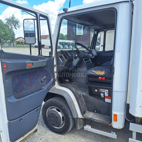 Mercedes Benz VARIO 614 D