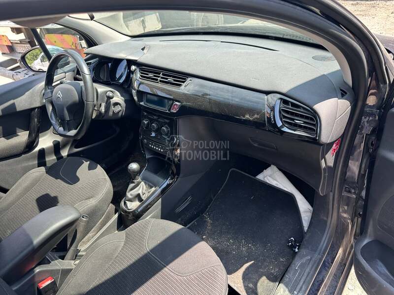 Citroen C3 EKU 2012. god. -  kompletan auto u delovima