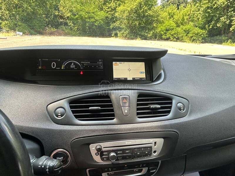 Renault Grand Scenic LIMITED