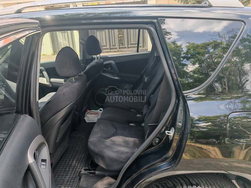 Toyota RAV 4 2.2 d4d