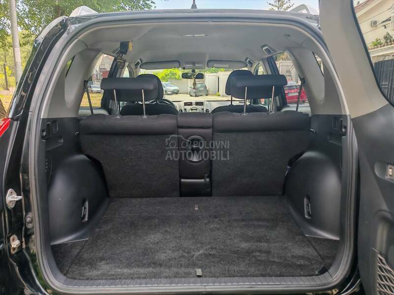 Toyota RAV 4 2.2 d4d