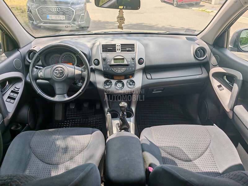 Toyota RAV 4 2.2 d4d