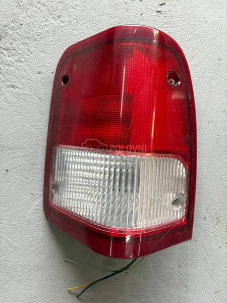 Stop svetlo desna lampa desna