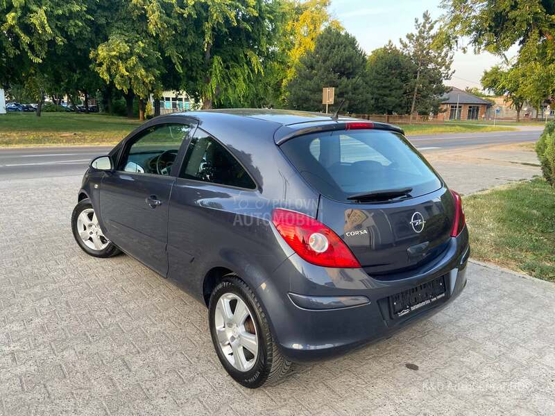 Opel Corsa D 1.0