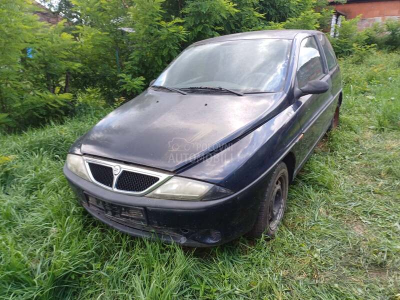 Lancia Ypsilon automatic 2000. god. -  kompletan auto u delovima