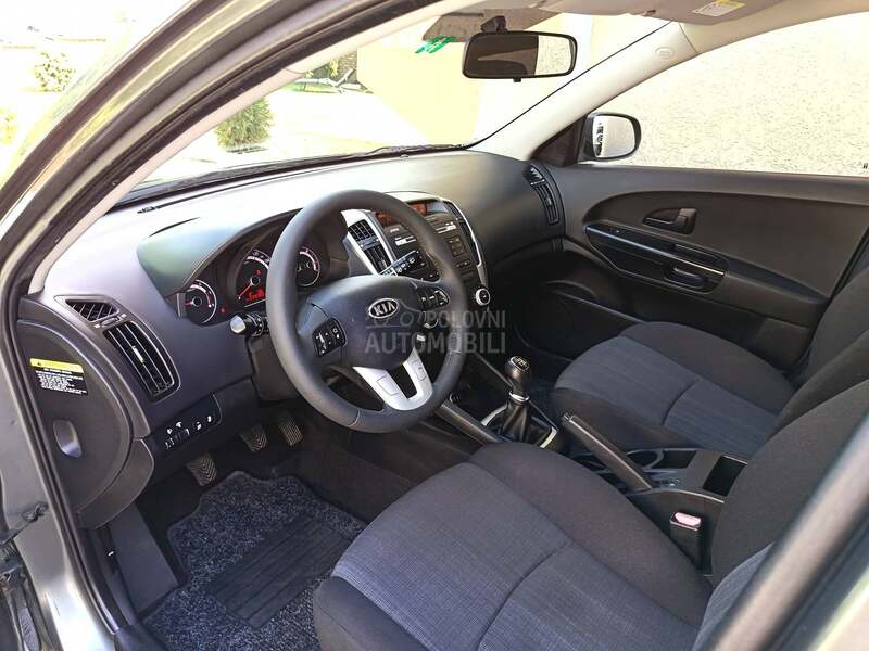 Kia cee`d sw 1.6crdi 6b CH