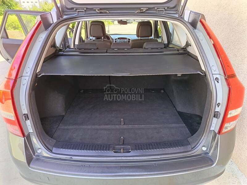 Kia cee`d sw 1.6crdi 6b CH