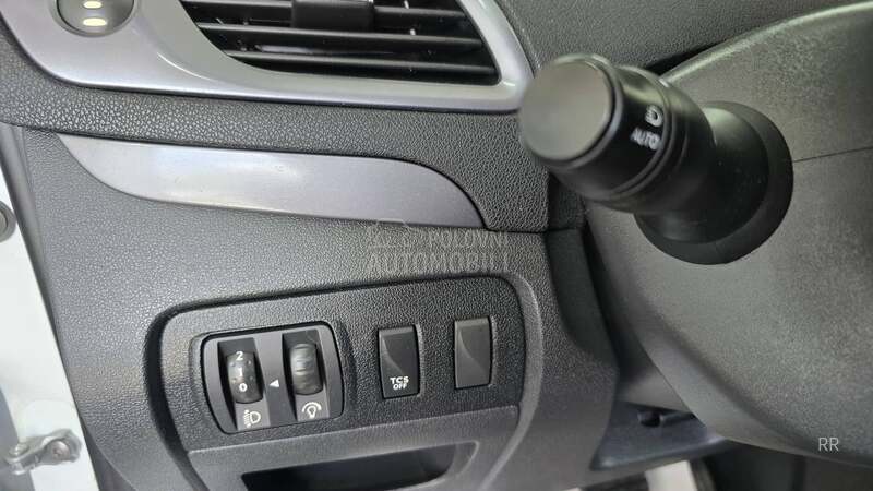 Renault Scenic 1.5 DCI  X-MOD