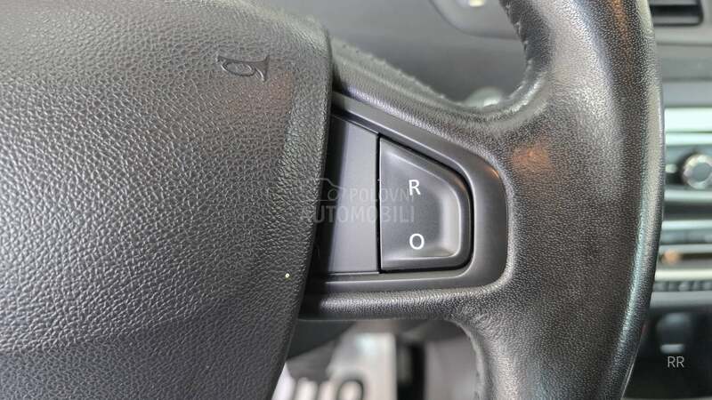 Renault Scenic 1.5 DCI  X-MOD
