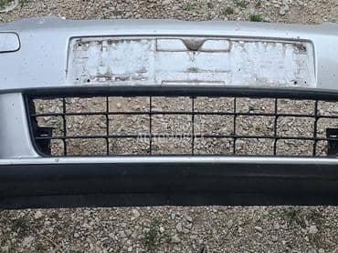 Prednji branik za Volkswagen Golf 5