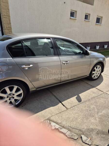 Volkswagen Passat B7 1.6 TDI