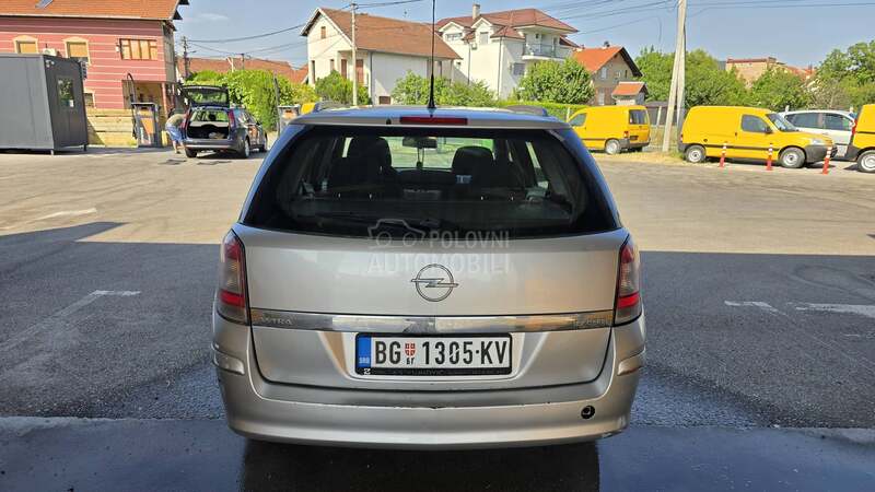 Opel Astra H 1.7 cdti