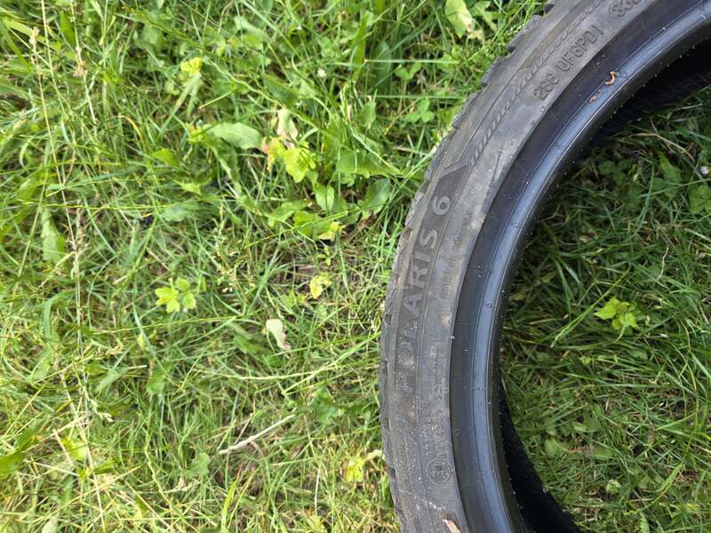 Barum 235/35 R19 Zimska