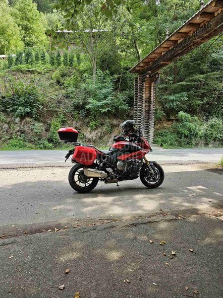 BMW S1000XR
