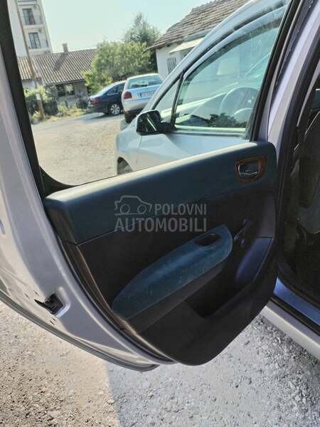 Peugeot 307 hecbek