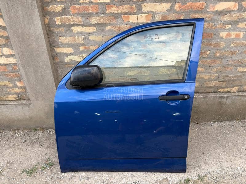 Vrata prednja leva
