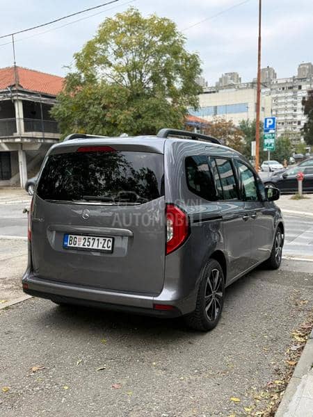 Mercedes Benz T Klasa T180d