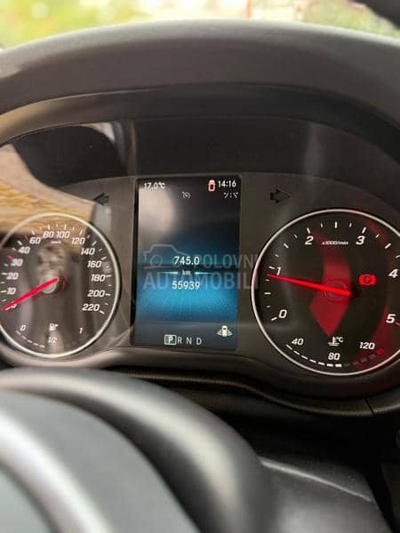 Mercedes Benz T Klasa T180d