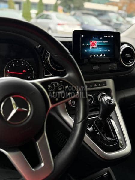 Mercedes Benz T Klasa T180d