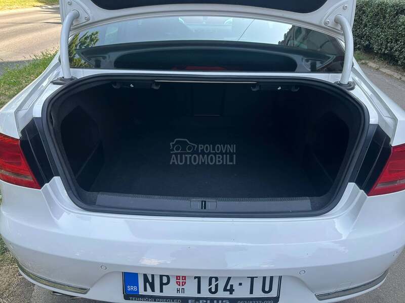Volkswagen Passat B7 2.0 TDI  DSG