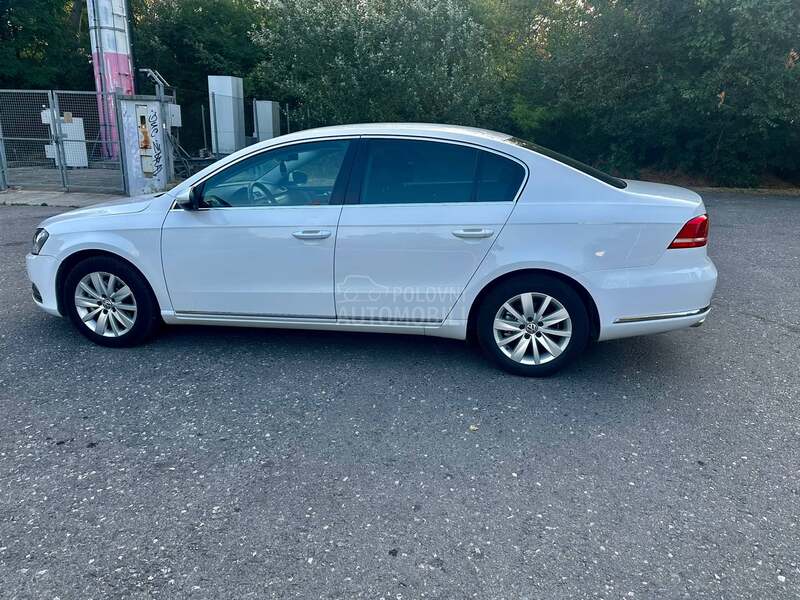 Volkswagen Passat B7 2.0 TDI  DSG