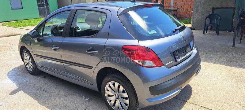 Peugeot 207 1.4