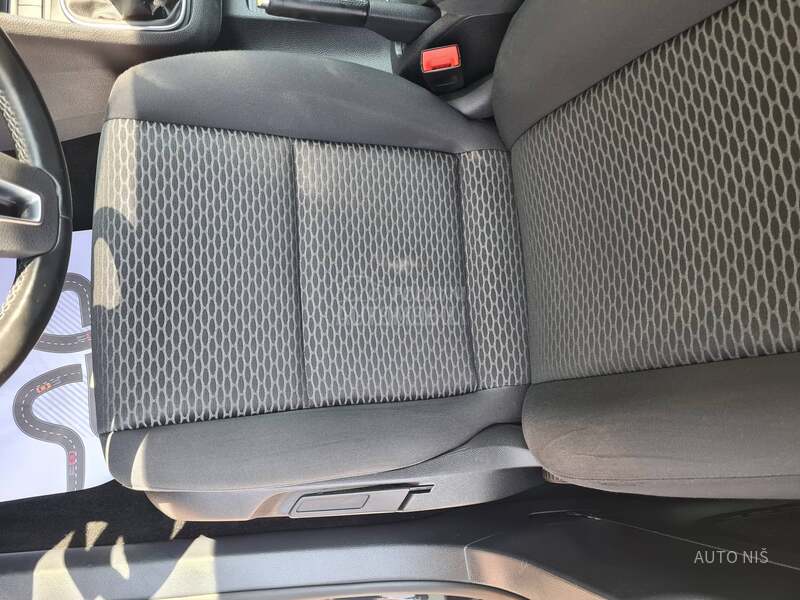 Volkswagen Golf 6 1.6 TDI
