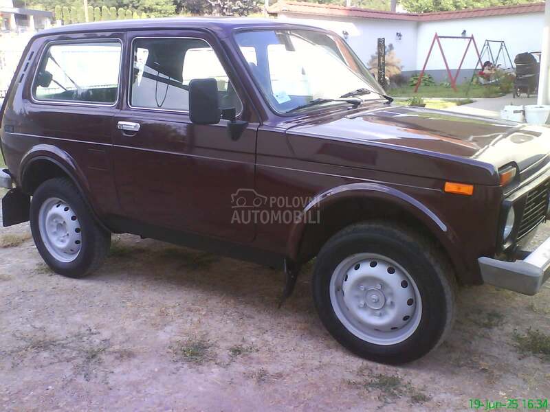 Lada Niva I FABRICKA BOJA