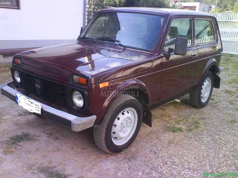 Lada Niva I FABRICKA BOJA