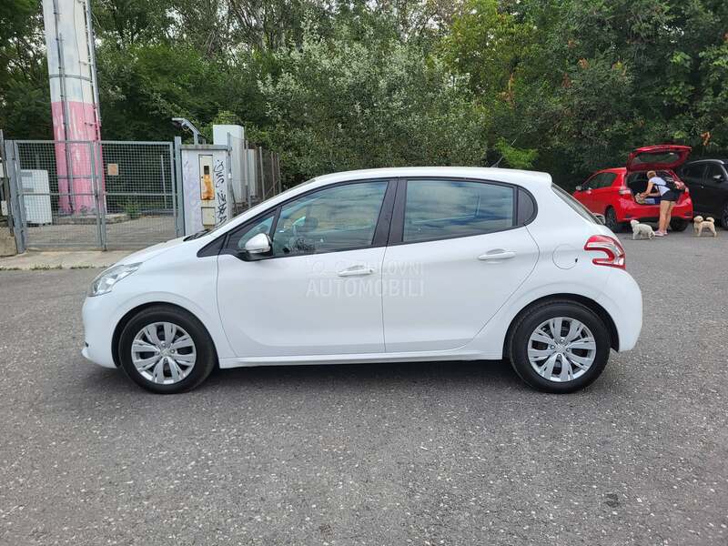 Peugeot 208 1.4HDI auto mati c