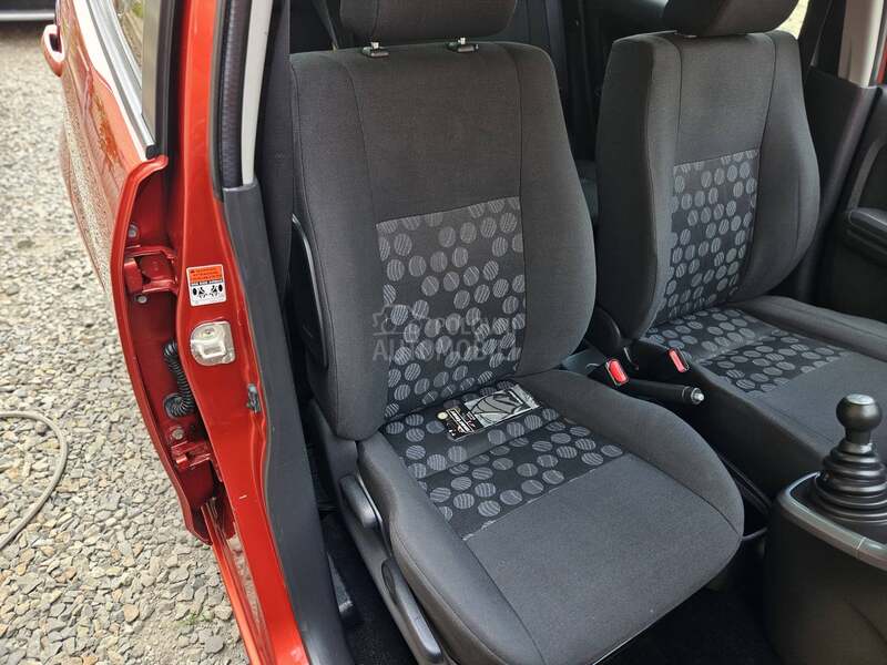 Suzuki Splash 120.ooo 4 cil. NOOV