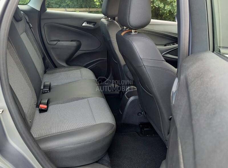 Opel Crossland X  1.5 D ELEGANCE