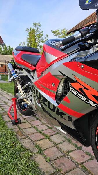 Suzuki GSXR 750