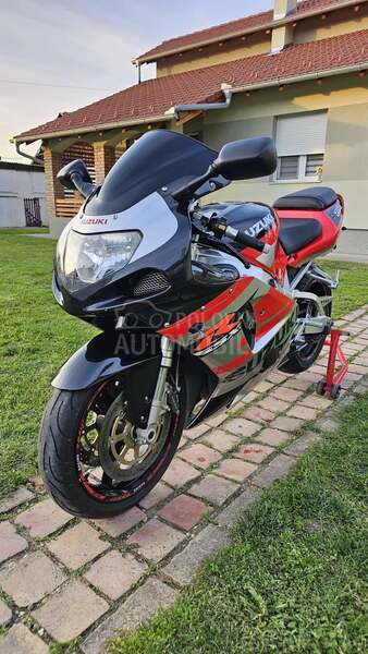 Suzuki GSXR 750