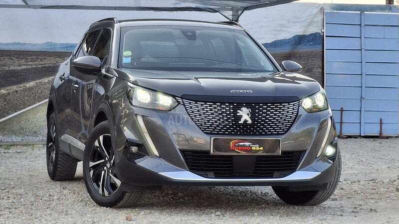 Peugeot 2008 ALURE/3D/VIRTUAL