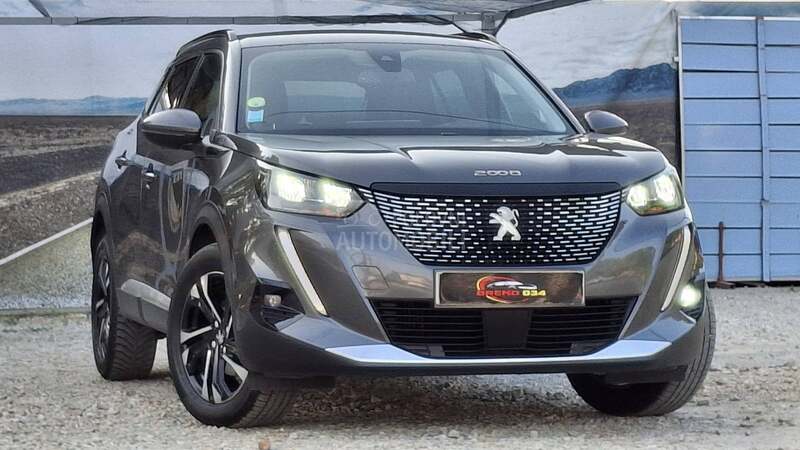 Peugeot 2008 ALURE/3D/VIRTUAL
