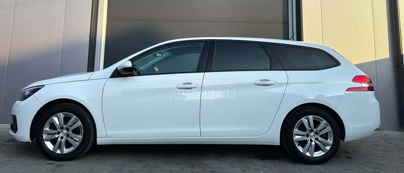 Peugeot 308 Virtual