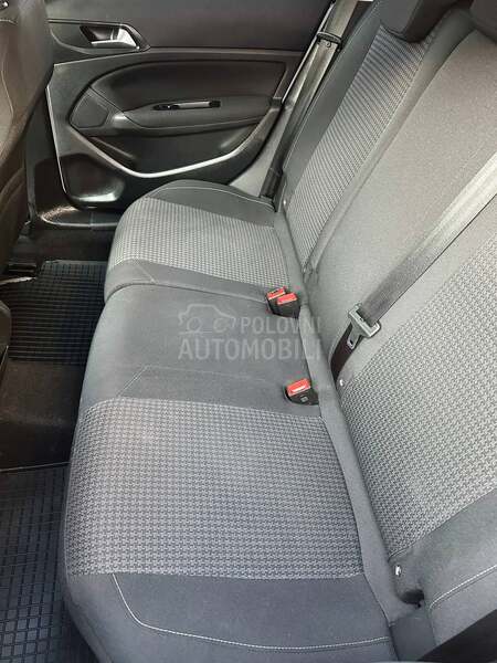 Peugeot 308 Virtual