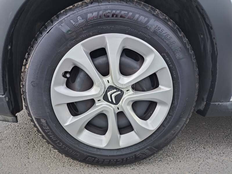 Citroen C3 1.2 SHINE GRAPHIC